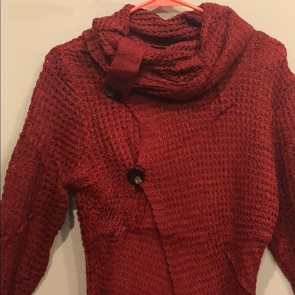 Maroon Turtleneck Asymmetrical Sweater - Picture 4 of 6